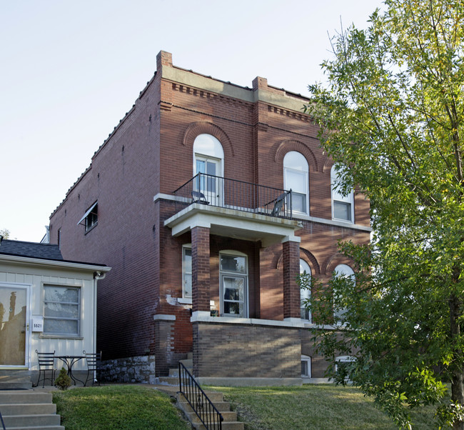 5519 Magnolia Ave in St. Louis, MO - Building Photo - Building Photo