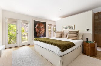 346 W 22nd St in New York, NY - Building Photo - Building Photo