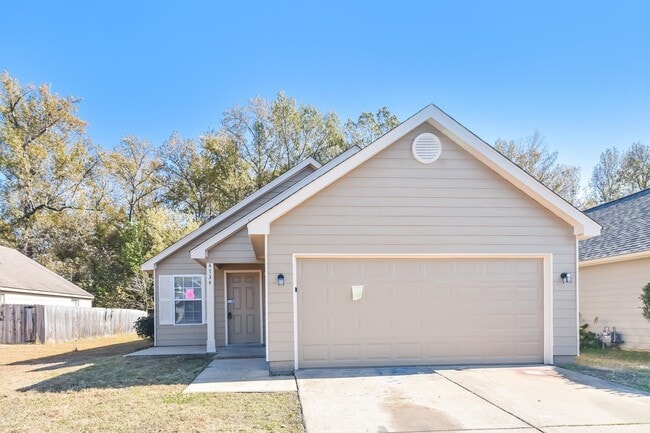 property at 4734 Waterfront Oak Dr