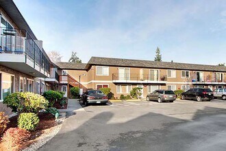 SUN Sunset Villa in Edmonds, WA - Building Photo - Building Photo