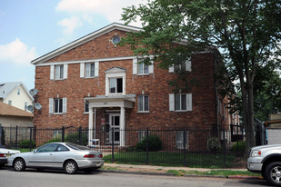 417-421 Irvington Ave Apartamentos