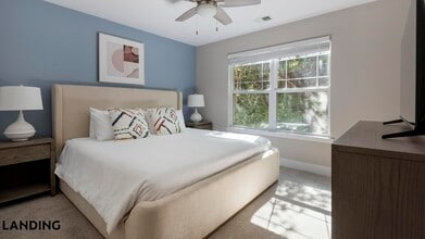 400 Legends Terrace Dr, Unit 8-203 in Eureka, MO - Building Photo - Building Photo