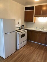 703 S 9th Ave, Unit 3 in Yakima, WA - Foto de edificio - Building Photo