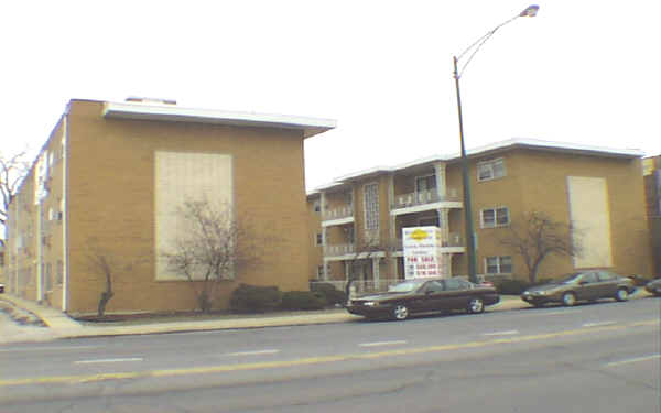 2334-2348 W 111th St in Chicago, IL - Building Photo