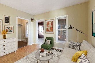 2241 Pierce St NE in Minneapolis, MN - Building Photo - Building Photo