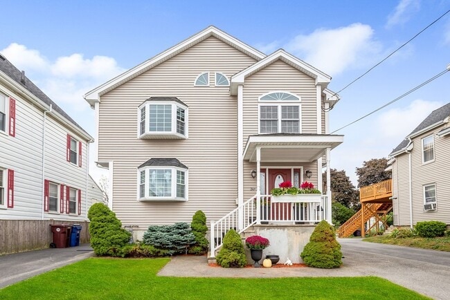 property at 34 Davis St