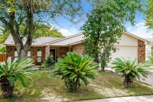 17611 Ranch Country Rd in Hockley, TX - Building Photo