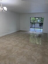 2670 W 76th St in Hialeah, FL - Building Photo - Building Photo