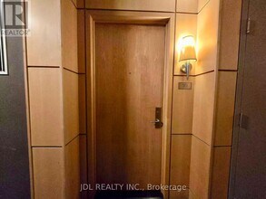 62 Suncrest Blvd in Markham, ON - Building Photo - Building Photo