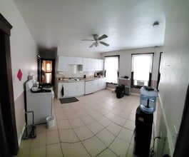 488 Park Ave, Unit 1 in Worcester, MA - Foto de edificio - Building Photo