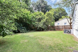 1825-1827 Academy St in Charlotte, NC - Building Photo - Building Photo
