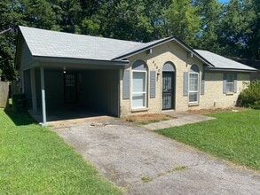 4060 Stowe St in Memphis, TN - Building Photo - Building Photo