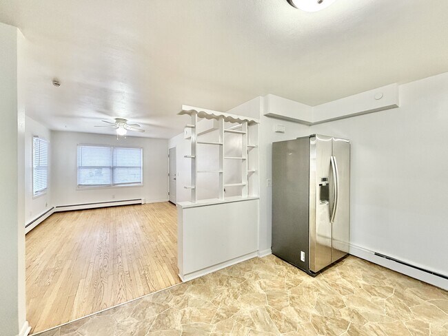 290 Orchard Dr in Oregon, WI - Building Photo - Building Photo