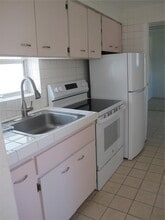 926 SW 10th Ave in Miami, FL - Building Photo - Building Photo
