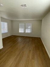 201 Quail Cir in Lompoc, CA - Building Photo - Building Photo