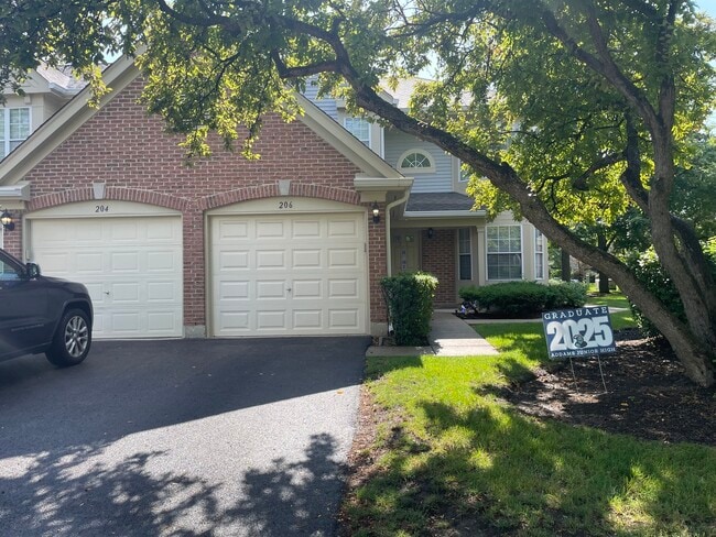 property at 204 Glasgow Ln