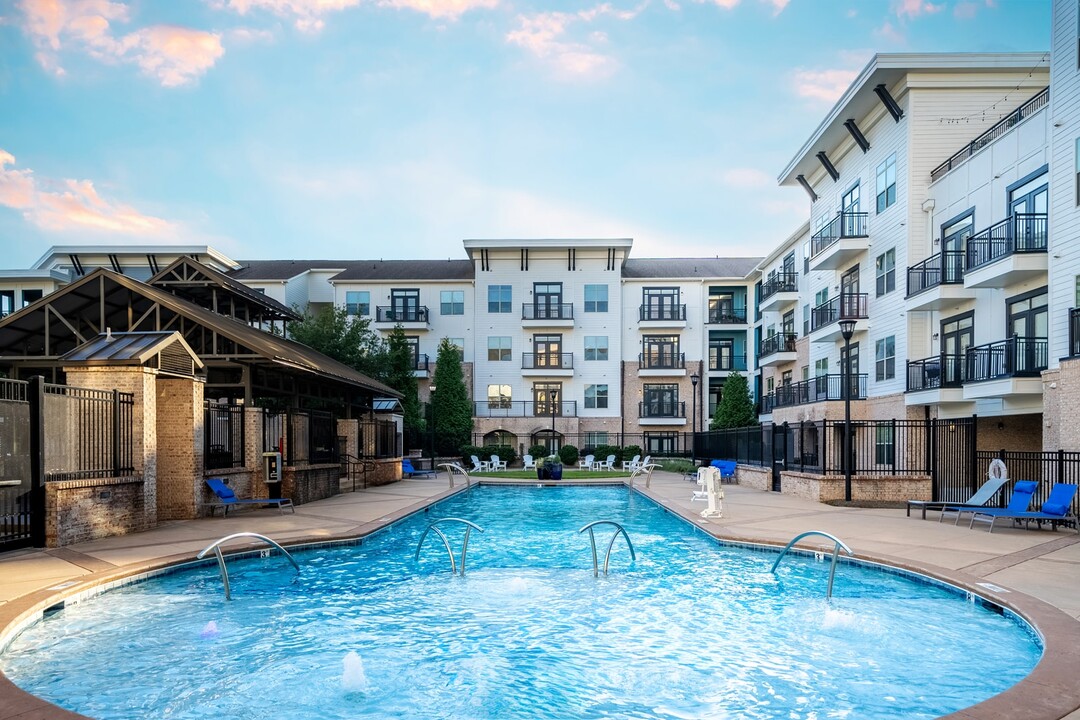 Bradford Cary in Cary, NC - Building Photo