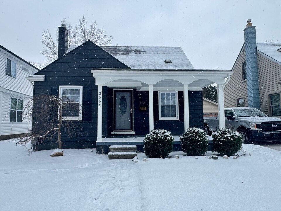 3565 Phillips Ave in Berkley, MI - Building Photo