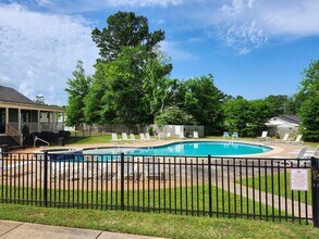 25806 Pollard Rd in Daphne, AL - Building Photo - Building Photo