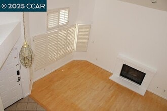 5344 Cerro Sur in El Sobrante, CA - Building Photo - Building Photo