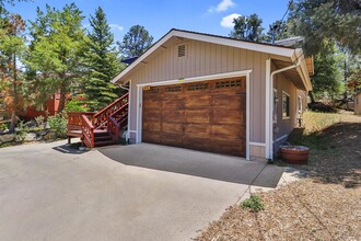 2216 Maplewood Way in Pine Mountain Club, CA - Building Photo - Building Photo