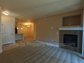 2445 Windrow Dr in Fort Collins, CO - Building Photo - Building Photo