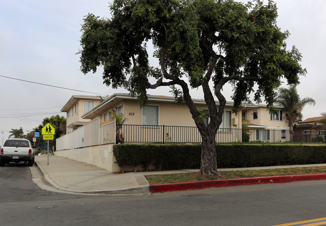 232 S Horne St in Oceanside, CA - Building Photo - Building Photo