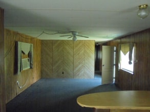 1524 County Rd 1128 in Tyler, TX - Foto de edificio - Building Photo