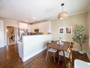 38 Troy Ln in Newton, MA - Building Photo - Building Photo