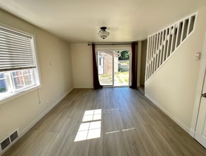 7819 203rd St SW in Edmonds, WA - Building Photo - Building Photo
