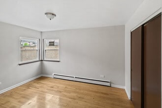 805 N 22nd Ave in Melrose Park, IL - Foto de edificio - Building Photo