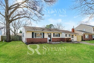 4713 Valley Forge Ln in Virginia Beach, VA - Building Photo - Building Photo