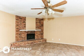 6412 Sandhurst Ln E in North Richland Hills, TX - Building Photo - Building Photo