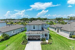 8488 Starlight Loop in Parrish, FL - Building Photo
