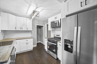 9 McPhelin Ave in Cherry Hill Township, NJ - Building Photo - Building Photo
