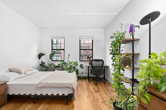 642 E 11th St-Unit -ID1093470P in New York, NY - Building Photo - Building Photo