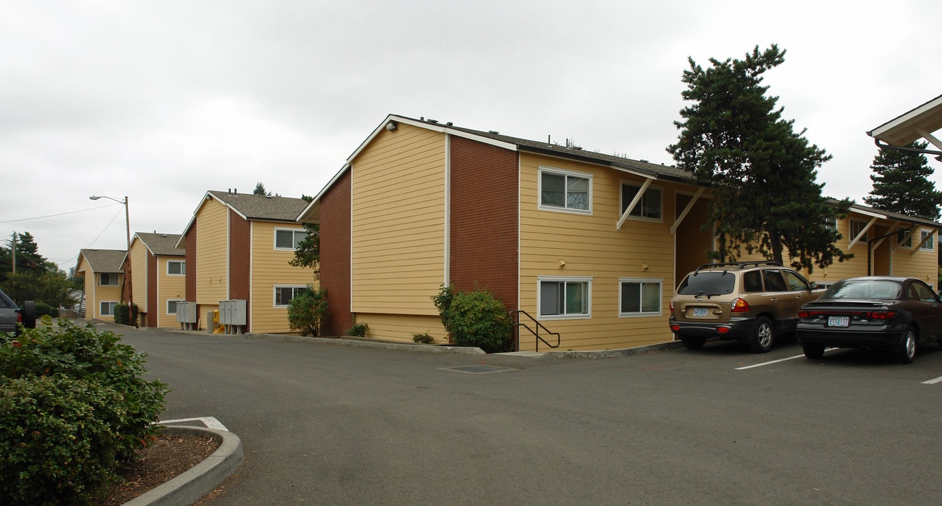 Arbor Glen Apartments in Portland, OR - Building Photo