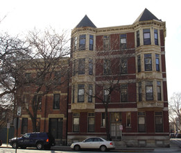 1740-1742 N North Park Ave in Chicago, IL - Building Photo - Building Photo