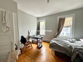 146 Columbia St, Unit 2L in Cambridge, MA - Building Photo - Building Photo
