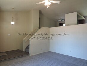 6810 Woodcreek Pl in Colorado Springs, CO - Building Photo - Building Photo