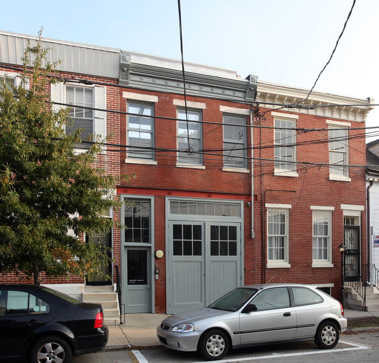 129 League St in Philadelphia, PA - Building Photo