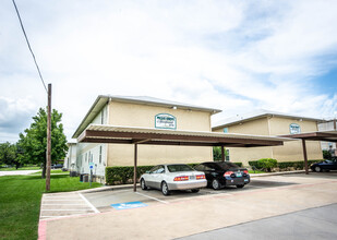 Pecan Grove Apartments in Denton, TX - Building Photo - Building Photo