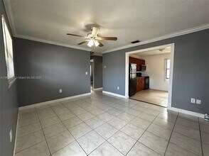 2401 NW 15th St in Fort Lauderdale, FL - Building Photo - Building Photo