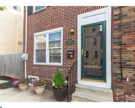 1934 Titan St in Philadelphia, PA - Building Photo - Building Photo