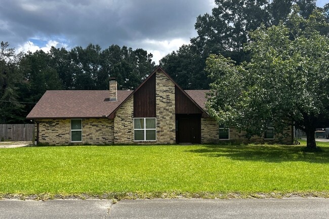 property at 171 Old Oak Ln