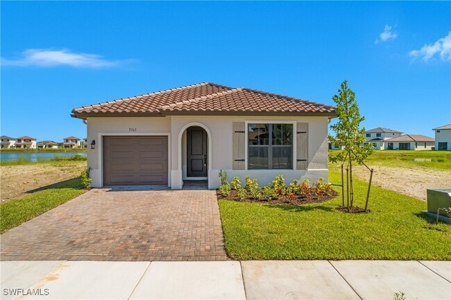 5763 Agostino Way in Ave Maria, FL - Foto de edificio - Building Photo