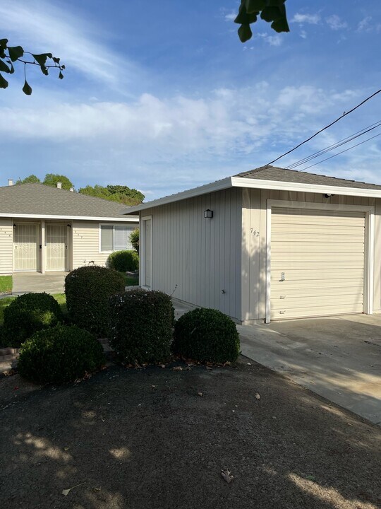 742 N K St in Livermore, CA - Building Photo