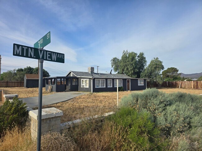6701 Mountain View Ave in Inyokern, CA - Building Photo - Building Photo