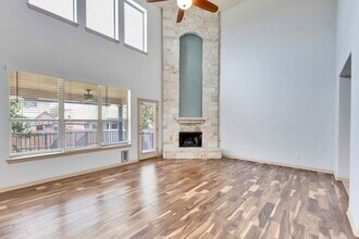 2300 Dovetail St in Pflugerville, TX - Building Photo - Building Photo