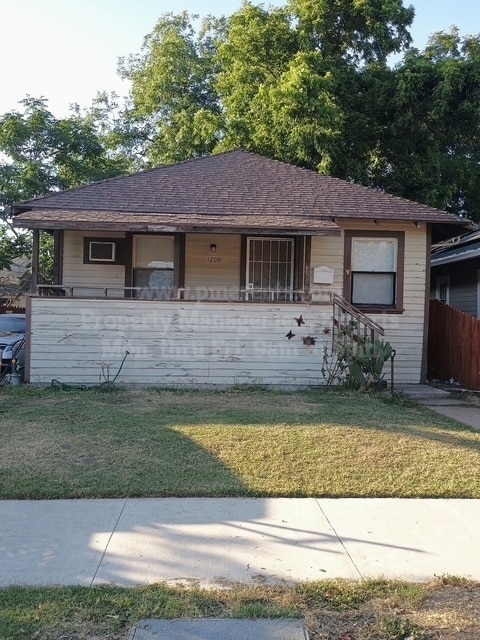 property at 1209 Pinchot St